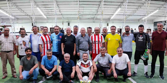 Akkışlalılar topbaşı Yaptı