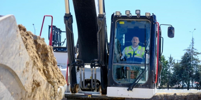 Altıeylül Belediyesinin yeni hizmet binası Karatepe’de