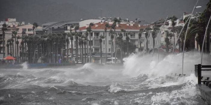 Valilikten son dakika fırtına uyarısı! Dikkatli ve tedbirli olunması yönünde uyarıda bulunuldu