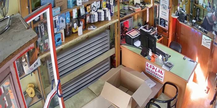 Az kalsın eli, yüzü yanıyordu! Tamire getirilen tabletin bataryası bomba gibi patladı