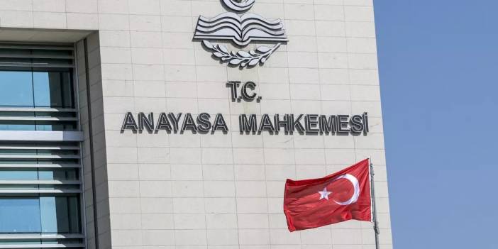 Anayasa Mahkemesi CHP'nin Dezenformasyon yasasının iptal istemini oy çokluğu ile reddetti