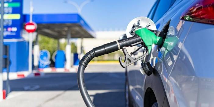 Sürücüler bayram edecek! Akaryakıt fiyatlarına güzel indirim!