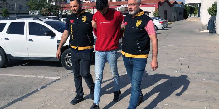 Kargo çalışanı teslim etmesi gereken telefonları satıp araba aldı!