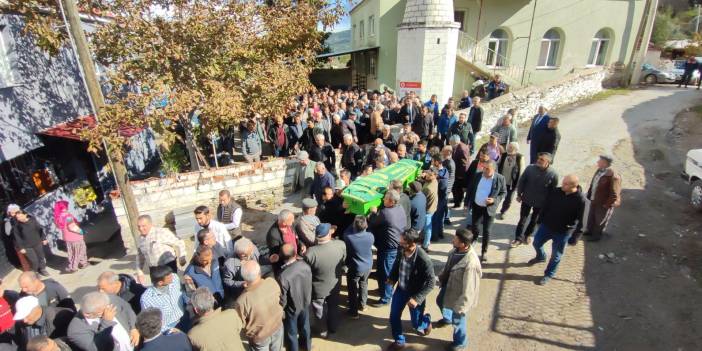 Sel sularının götürdüğü Ali Alptekin'in cesedi 11 gün sonra toprağa verildi!