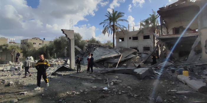 Gazze'ye yüzlerce yardım tırı girecek! Hamas ateşkesin başlayacağı tarih ve saati duyurdu