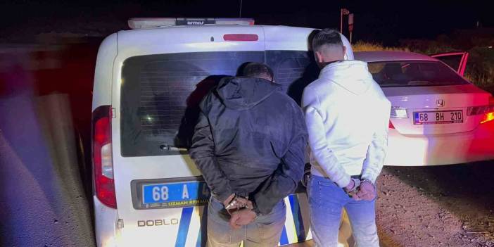 Uyuşturucudan girdikleri cezaevinden izinli çıkan şahıslar uyuşturucudan yine polise yakalandılar