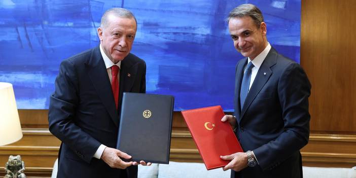 Cumhurbaşkanı Recep Tayyip Erdoğan Atina’da! 6 Yıl sonra bir ilk, Erdoğan: 'Bardağın dolu tarafına bakalım'