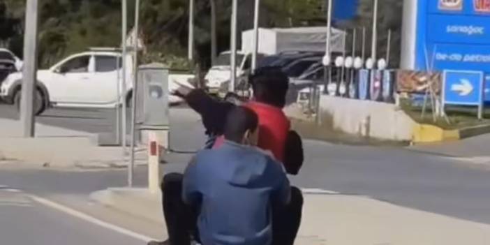 Gençlerin tehlikeli yolculuğu kameralara böyle yansıdı!