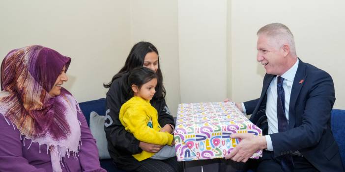 İstanbul Valisi Davut Gül, çocukların hayalini bir bir gerçekleştirdi!