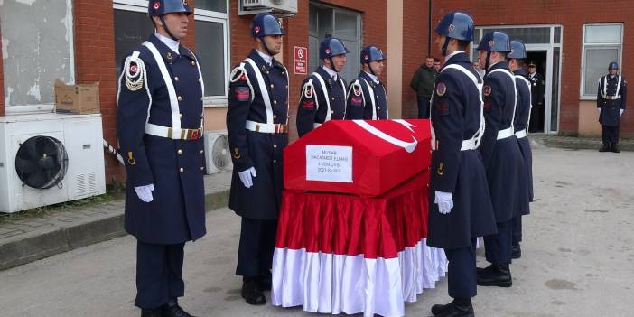 Bolu’da trafik kazasında ağır yaralanan uzman çavuş hayatını kaybetti! Nişanlısı gözyaşlarına boğuldu!