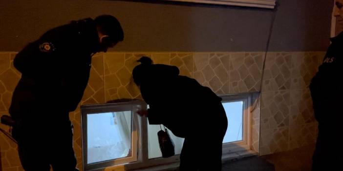 Bursa’da hareketli gece! Tartıştığı erkek arkadaşının evine gidip, camını tekmeledi!