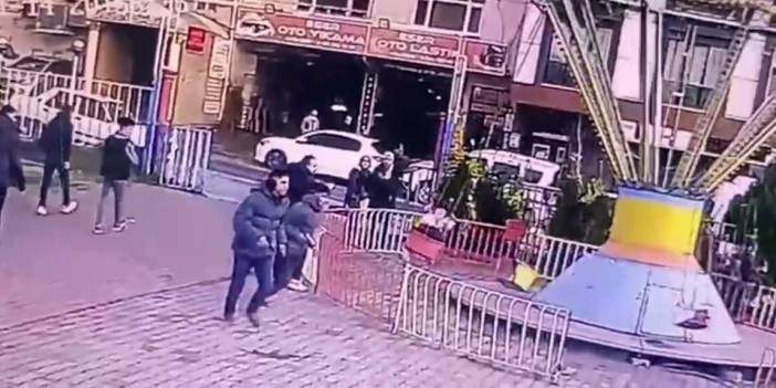 Arnavutköy’de silahlı maganda korku saçtı! Çocukların dönme salıncakta eğlendikleri sırada silahlar patladı!