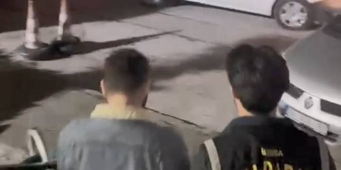 Hırsızlar bu sefer 527 yıllık tarihi caminin kurşunlarına göz dikti! Söküp hurdacıya 700 tl'ye sattılar!