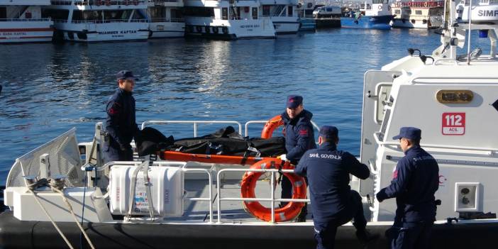 Kartal açıklarında demir atan yük gemisinin kaptanı, ölü bulundu!