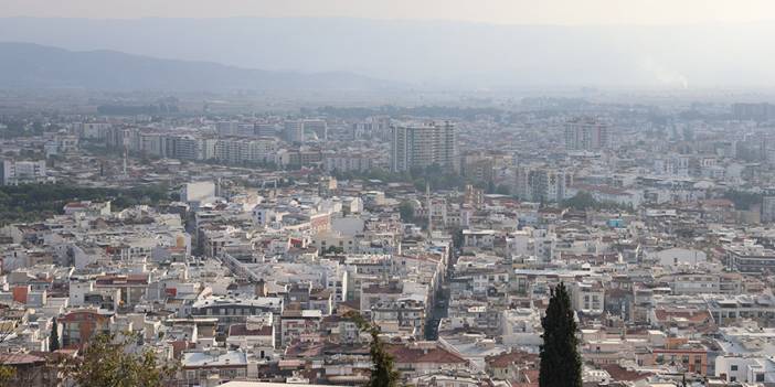 İzmir’de korkutan deprem! AFAD Büyüklüğünü 5.1 olarak açıkladı