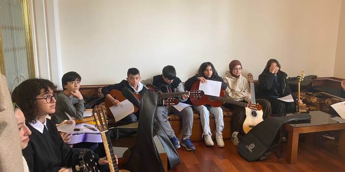 Pendik Belediyesi PESEM'le geleceğin sanatçılarını eğitiyor