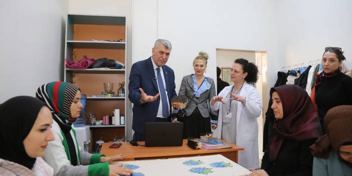 Cumhur ittifakı Maltepe Belediye Başkan adayı Kadem Ekşi'den her mahalleye kreş sözü