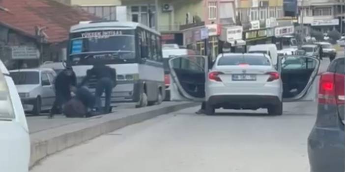 Kırıkkale'de soluk kesen gasp olayı! Kuyumcu kuryesi altın dolu bavulu kaptırmamak için canını ortaya koydu!
