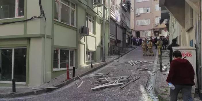 Beşiktaş'ta patlama! Doğalgaz sıkışması ortalığı savaş alanına çevirdi!