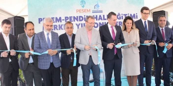 PESEM ve Pendik Halk Eğitim Ortaklığındaki Yıl Sonu Sergisi yoğun katılımlı törenle hizmete açıldı