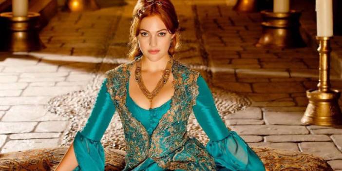 Meryem Uzerli'den şok edici itiraf! 'Almanya'da borç batağındaydım Türkiye'ye geldim kurtuldum'