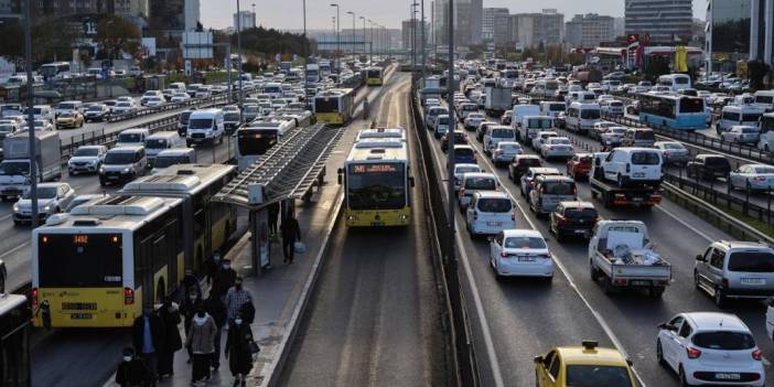 İstanbul'da toplu taşımaya zam! İBB'nin verdiği oran dikkat çekti!