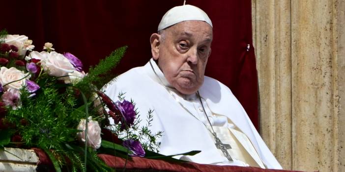 Son dakika: Papa Franciscus hayatını kaybetti!
