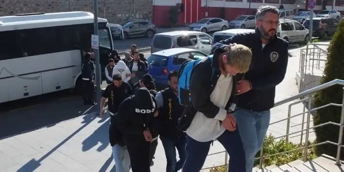 Vatandaşlara 'jigolo' tuzağı kuran çete, aldıkları paraları PKK'lılara aktardı!