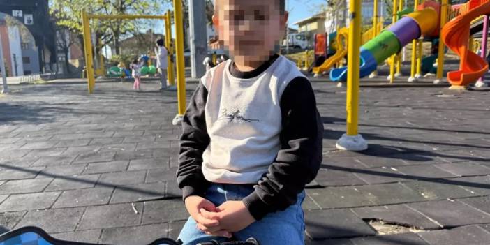 Çocuklar için parklar tehlikeli hale geldi: Bulduğu alkol şişesini su zannederek içen çocuk hastanelik oldu!