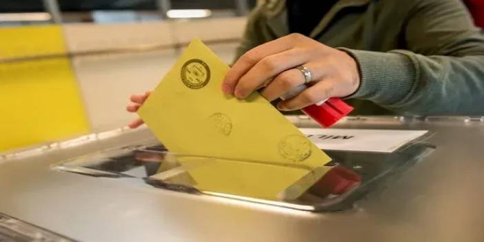 Bu pazar seçim olsa oyunuzu kime verirsiniz: Son anket sonuçları gündemi salladı!