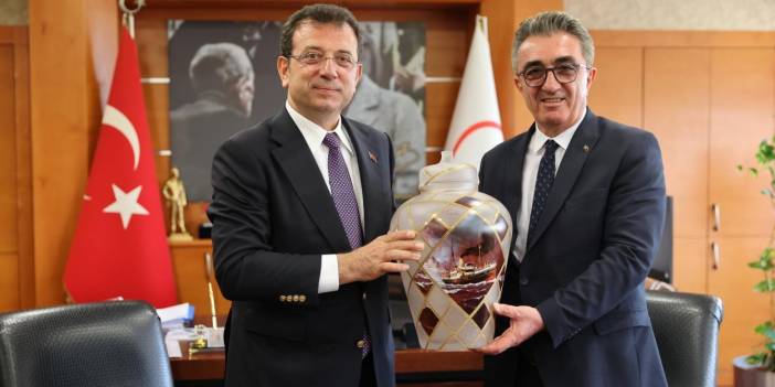 CHP'li belediyelerde peş peşe istifalar başladı: Meclis üyeleri, Bayrampaşa Belediye başkanını suçlayarak istifa ettiler
