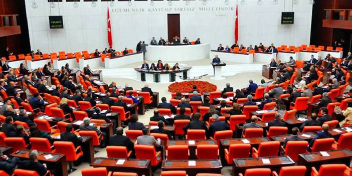 Kulislerde neler oluyor? İki vekil CHP'ye geçiyor, TBMM'de şuan hangi partiden kaç vekil var?