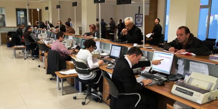 Son dakika! Memurlar bugün iş bırakıyor: İlk adımı İZBAN attı!