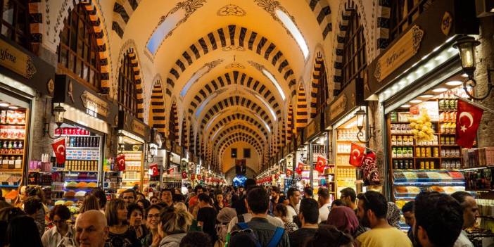 Kapalıçarşı'da hareketli dakikalar: Kaçak Pırlanta Operasyonunda 40 kişi gözaltına alındı!