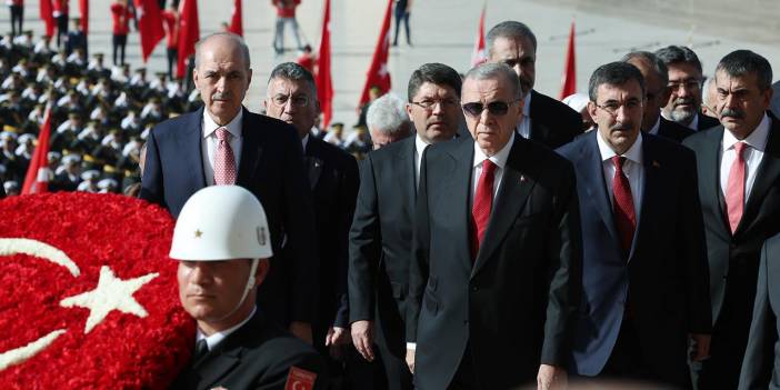 30 Ağustos zafer bayramının 103. yılında Erdoğan'dan Anıtkabir Özel Defteri'ne kritik mesaj: Devletimiz her türlü tedbiri almakta