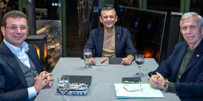 Veli Ağbaba CHP'nin cumhurbaşkanı adayını açıkladı: İmamoğlu aday olmazsa en kuvvetli aday Mansur Yavaş'tır