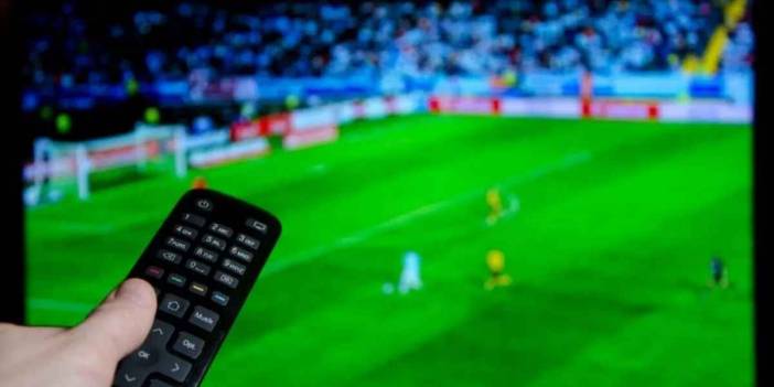 Futbolseverler ekran başına: Galatasaray'ın maçı şifresiz o kanalda!