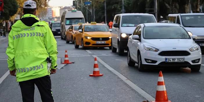 İşte, İstanbul'da yarın trafiğe kapalı ve açık olacak yollar