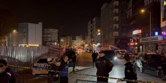 Gebze'de çöken bina sonrası sıkıntı büyüyor: Çevre binalar apar topar boşaltılıyor!