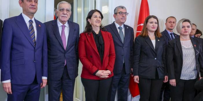 İmralı heyetine üye vermeyen CHP'ye DEM Parti'den tarihi not: Sorumluluk alanları da almayanları da tarih yazacak!