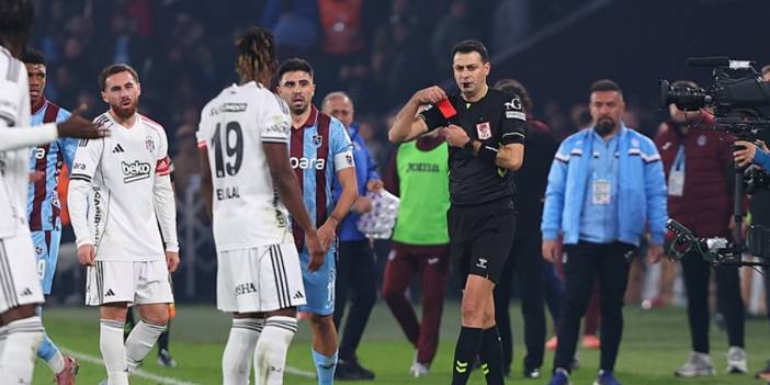 Trabzonspor-Beşiktaş maçında olay pozisyonlar: Eski hakemleri bir birine düşüren hakem kararı!