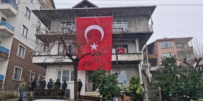 Şehit polis Külünk'ün baba evine ateş düştü: Şehit babasının ilk sözleri yürekleri dağladı!