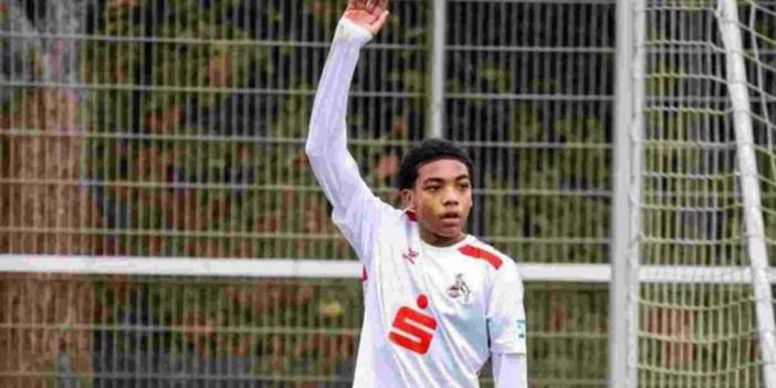 Thierry Karadeniz kimdir, kaç yaşında, aslen nereli, Türk mü, hangi takımda oynuyor?