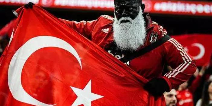 Türkiye galibiyetini kutladı: İşte, Milli maçın en etkileyici kareleri!