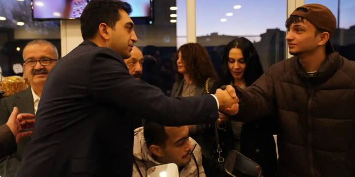 Başkan Bingöl 2 sene önce söz vermişti: Tuzla'ya 5 yeni nesil kafe kazandırıldı