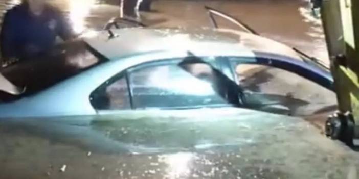 Sağanak yağış can aldı: Sele kapılan araçtan 2 kişinin cansız bedeni çıktı