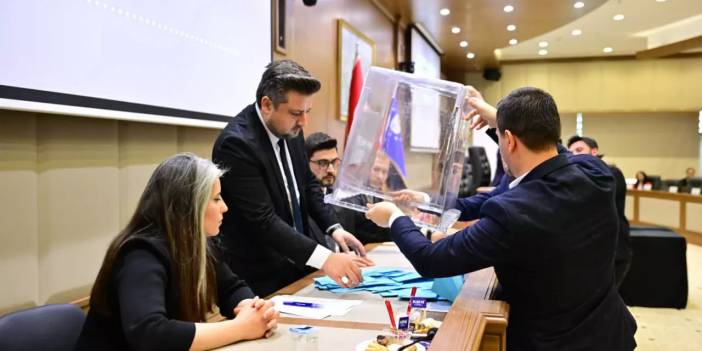 Bursa Büyükşehir’de seçim sonuçlandı: Bursa Büyükşehir AK Parti'ye geçti!