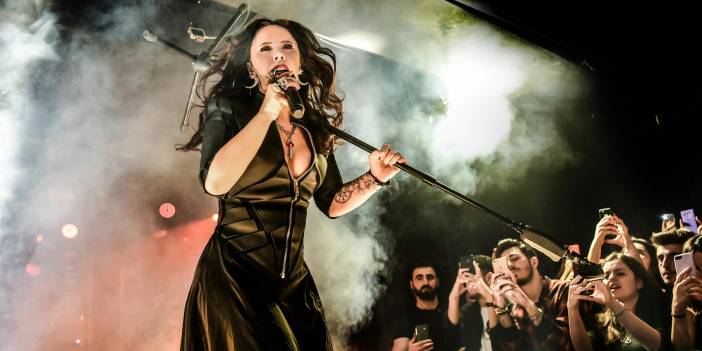 Şebnem Ferah 'bir döndü pir döndü': Konser biletleri 40 dakikada tükendi! Karaborsaya düştü