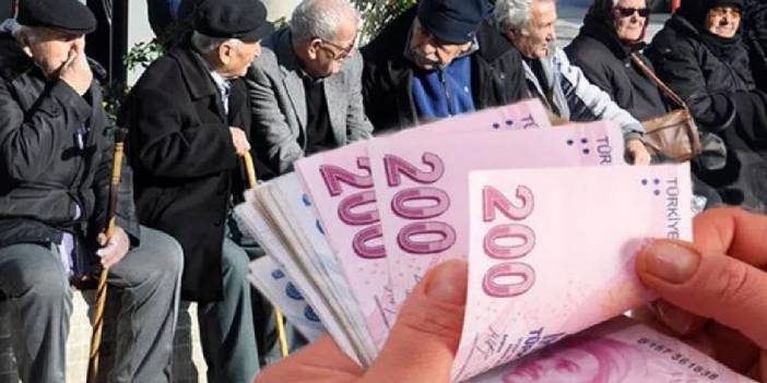 Emeklilerin hesabına bu ay iki ödeme birden: İşte kim ne zaman ne kadar alacak?