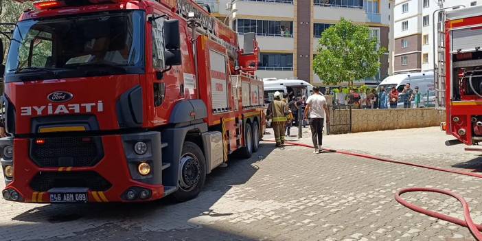 Kahramanmaraş'ta feci yangın: Apartmanda çıkan yangında 3 kişi yanarak can verdi!